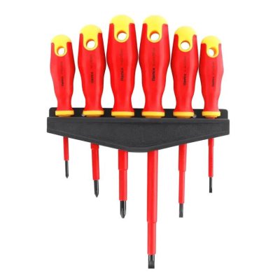 SET DI CACCIAVITI DA 1000V 6PZ SET DI CACCIAVITI DA 1000V 6PZ